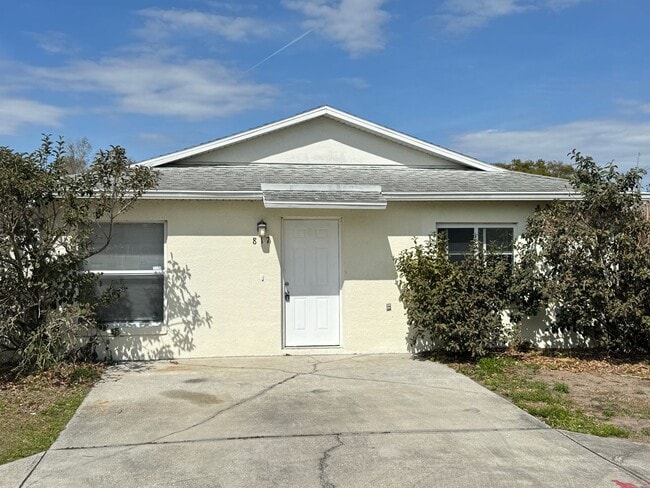 Beautiful 3/2 Duplex in St. Cloud - Beautiful 3/2 Duplex in St. Cloud House