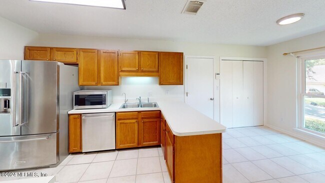 Building Photo - 1837 Rambling Ridge Ln