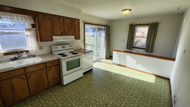 Foto del edificio - 18301 E 27th Terrace S