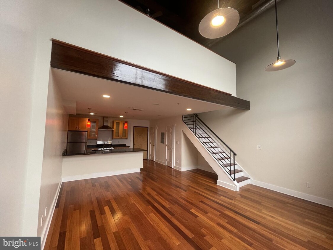 Foto principal - 3426 Conrad St