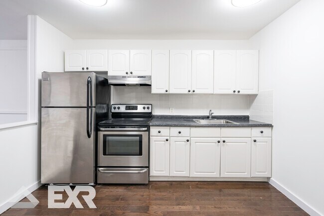 Foto del edificio - 33-04 Ditmars Blvd
