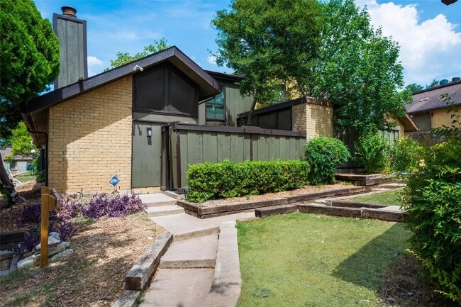 Building Photo - 4629 Country Creek Dr