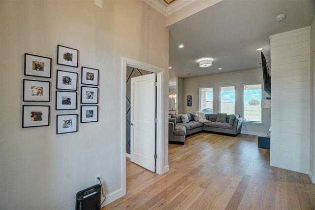 Foto del edificio - 1015 Greenview Dr