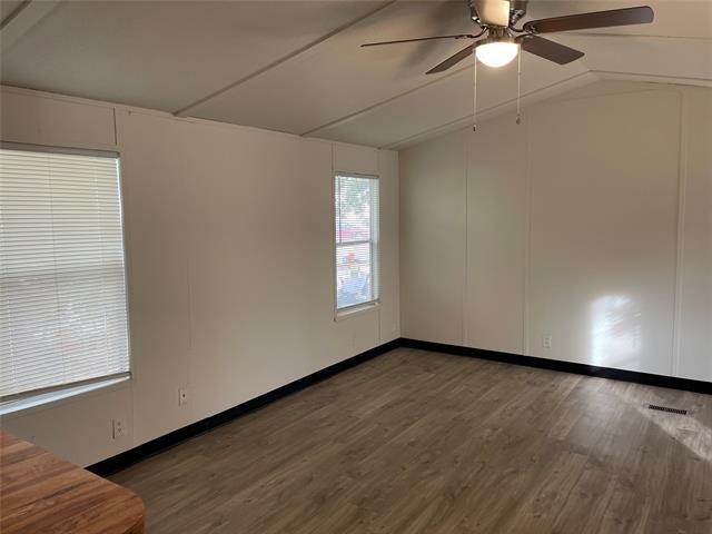 Foto del edificio - 102 Mendy Ln