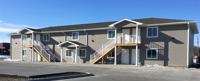 Front - 509 4th N St