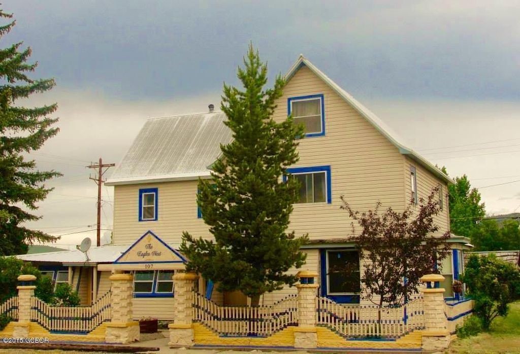 Primary Photo - 107 Central Ave