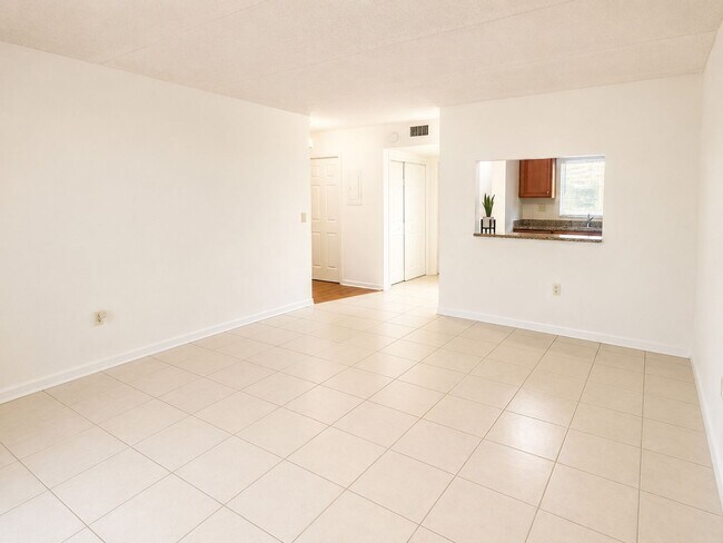 Foto del edificio - 2812 Somerset Park Dr