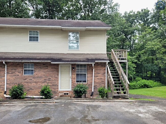 Building Photo - 5344 Dodson Branch Rd