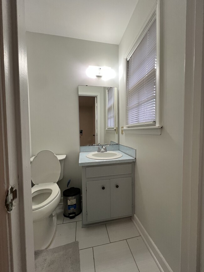 Foto del edificio - 4515 Strangford Ave