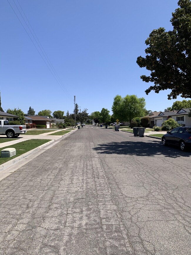 1264 E Escalon Ave, Fresno, CA 93710 House Rental in Fresno, CA
