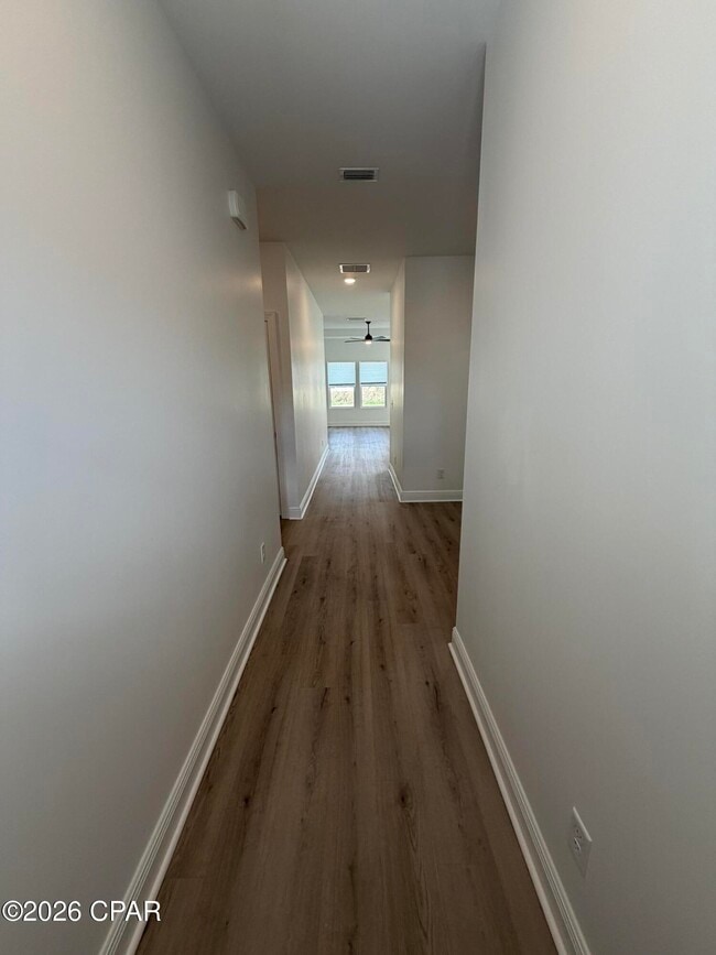 Building Photo - 1303 Louisiana Ave