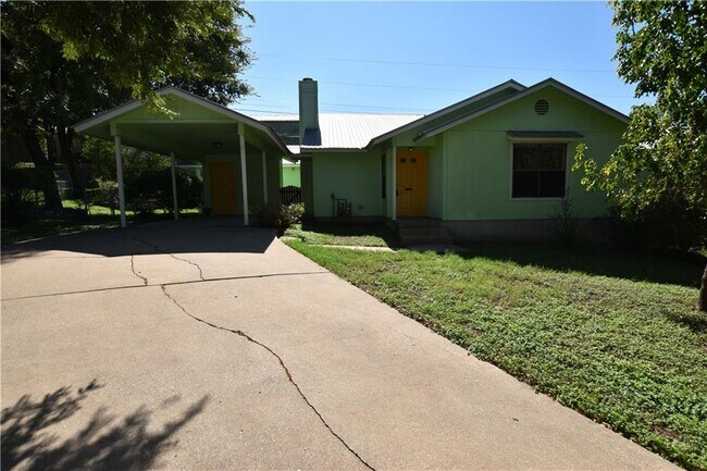 Building Photo - 703 Gamez Cove