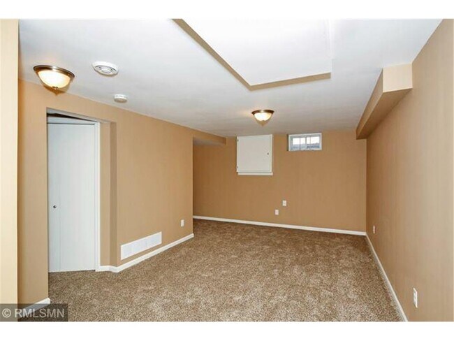Building Photo - 5024 Mayview Rd