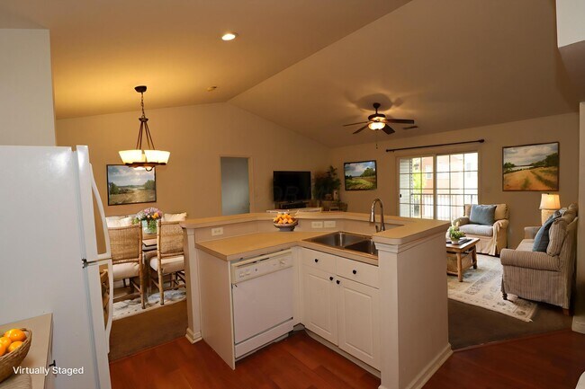 Foto del edificio - 681 Spring Valley Dr
