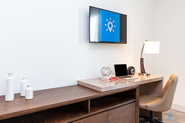 Building Photo - 777 N Ocean Dr