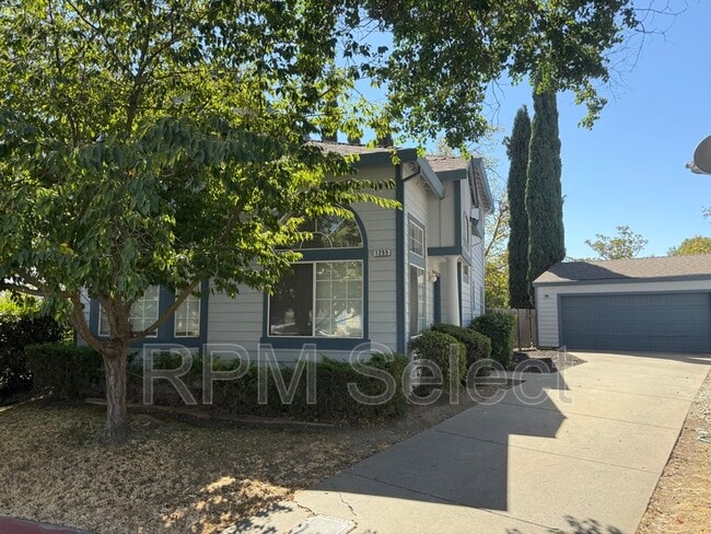 Building Photo - 1255 Farragut Cir