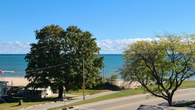 Building Photo - Wynswept