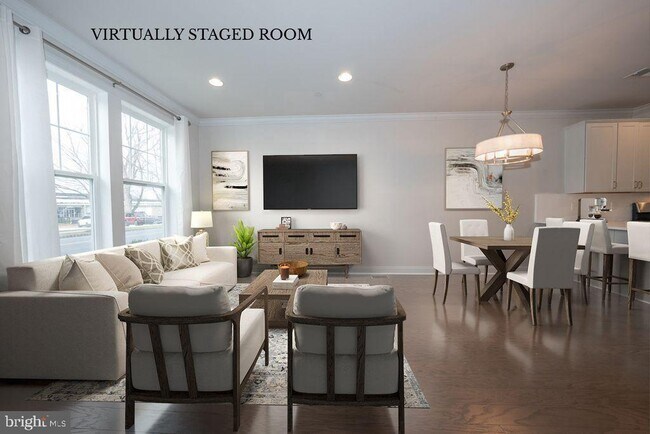 Foto del edificio - 220 Charles Ellis Dr