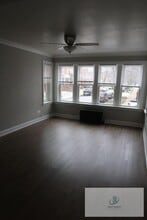 Building Photo - 3454 N Kedvale Ave