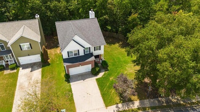 Foto del edificio - 310 Sugarberry Ln