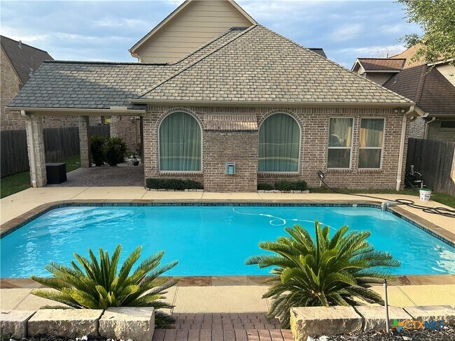 Foto del edificio - 34 Cotswold Ln