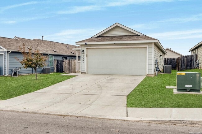 Building Photo - 7207 Lavaca Bluff