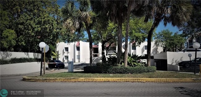 Building Photo - 616 NW 13th St