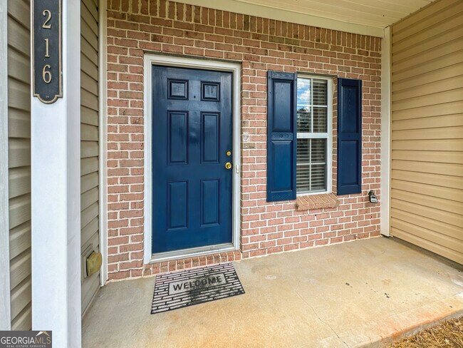 Building Photo - 216 Azalea Cir
