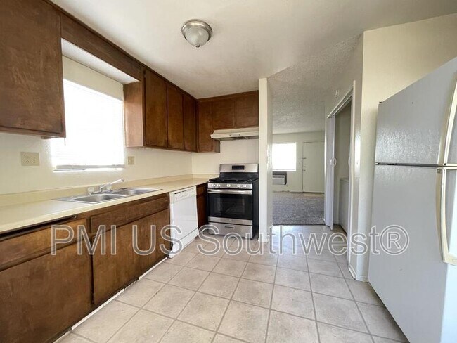 Foto del edificio - 1705 Trane Rd