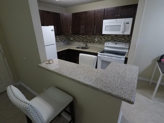 Building Photo - 15550 SW 80th St