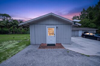 Building Photo - 10754 Tamis Trail