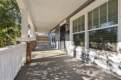 Foto del edificio - 1232 Effingham Rd