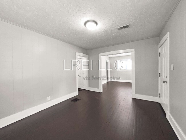 Building Photo - 3615 Del Park Terrace