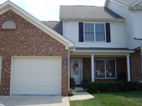 Building Photo - 623 S Atcher St