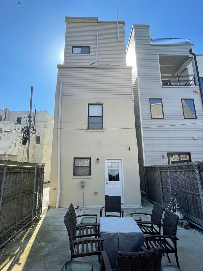 Foto del edificio - 873 Perkiomen St