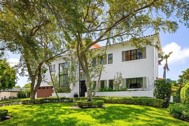 Building Photo - 1400 Coruna Ave