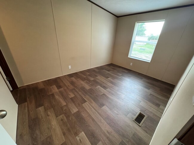 Building Photo - 200 N 28th St