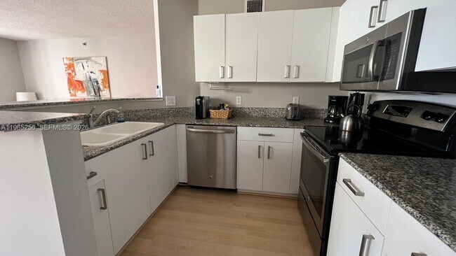 Foto del edificio - 19801 E Country Club Dr