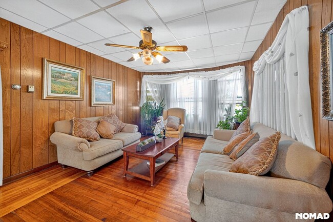 Foto del edificio - 38 Custer St