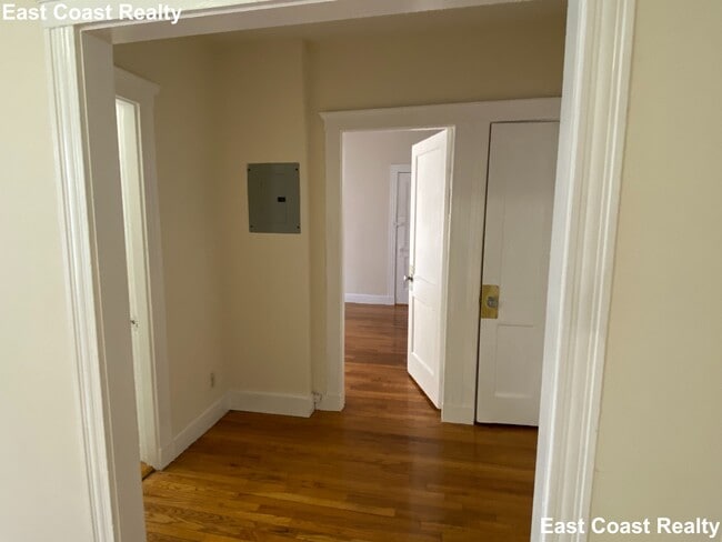 Foto del edificio - 131 Washington St