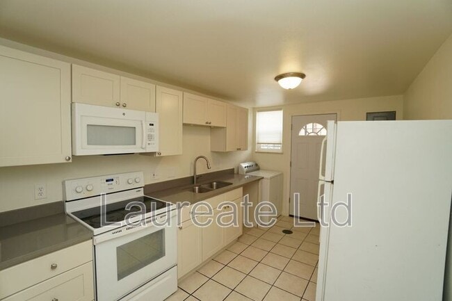 Foto del edificio - 1118 Rosemary St