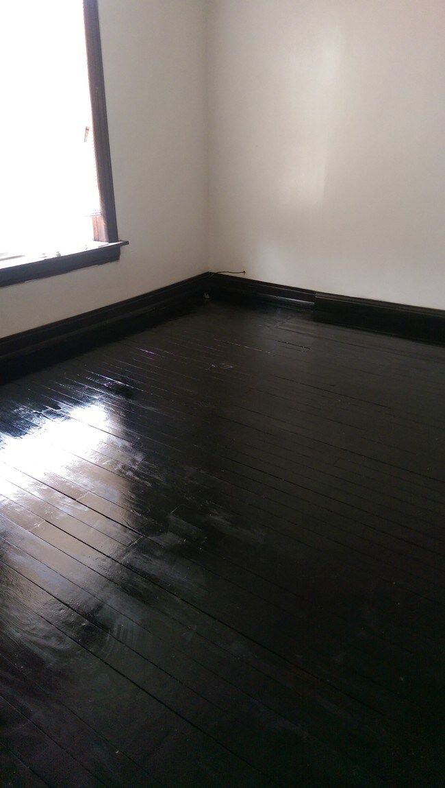 Sala de estar - 3421 Hartford St