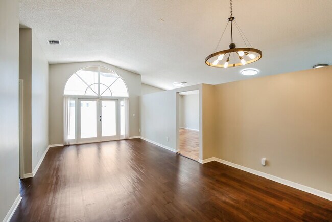 Foto del edificio - 18244 NW 21st St
