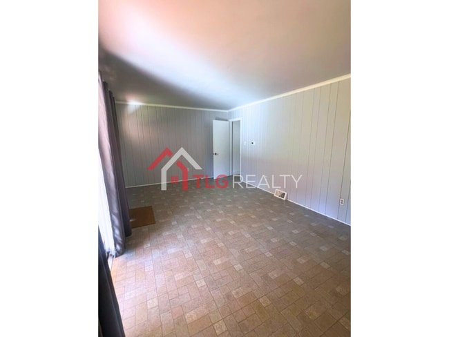 Building Photo - 4044 Somerdale Ln