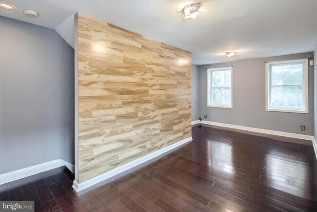 Foto del edificio - 932 N Hancock St