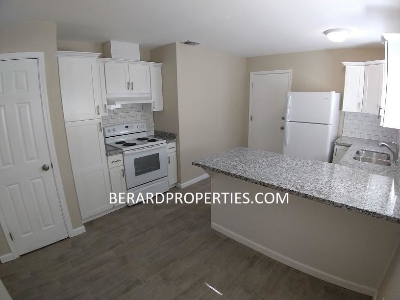 Primary Photo - 3810 65th St Apt# 3810