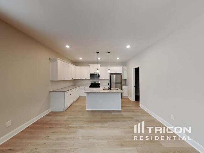 Building Photo - 97 Arbor Chase Pkwy