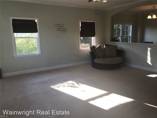 Building Photo - 4 br, 2 bath House - 9500 14TH BAY STREET
