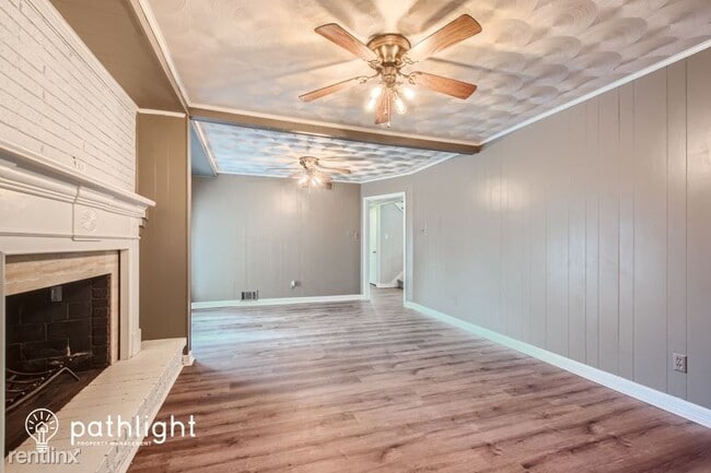 Building Photo - 5 br, 2.5 bath House - 805 Wildgrove Dr UNIT