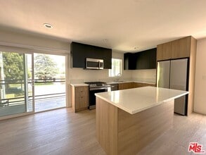 Building Photo - 3807 W Heffron Dr